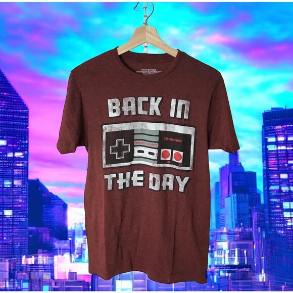 3/$20 Nintendo Men's Small BACK IN THE DAY Cotton Blend Graphic T-Shirt - Picture 1 of 6